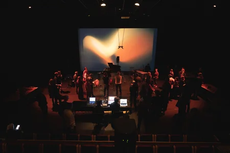 Retour sur la soirée bénéfice Vivier MIX qui a eu lieu le 2 décembre dernier à l'Espace Orange de l'Édifice Wilder.
