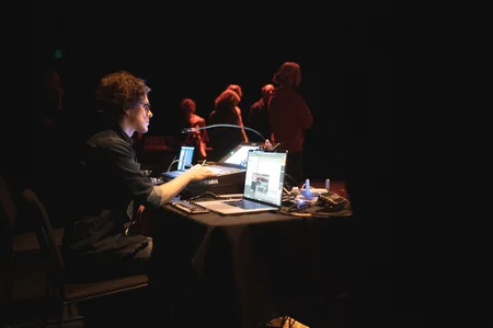 Retour sur la soirée bénéfice Vivier MIX qui a eu lieu le 2 décembre dernier à l'Espace Orange de l'Édifice Wilder.